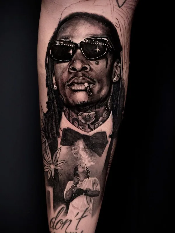 black and grey realism tattoo auf forearm #47939 | Tätowierer Bene Bader