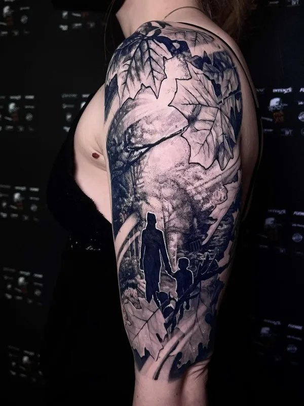 female black and grey black and grey tattoo auf full sleeve #47936 | Tätowierer Bene Bader