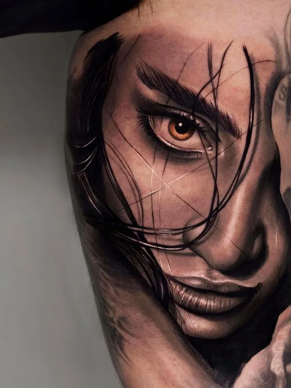female black and grey realism tatouage sur forearm #47965 | Artiste tatoueur Christis Galiropoulos