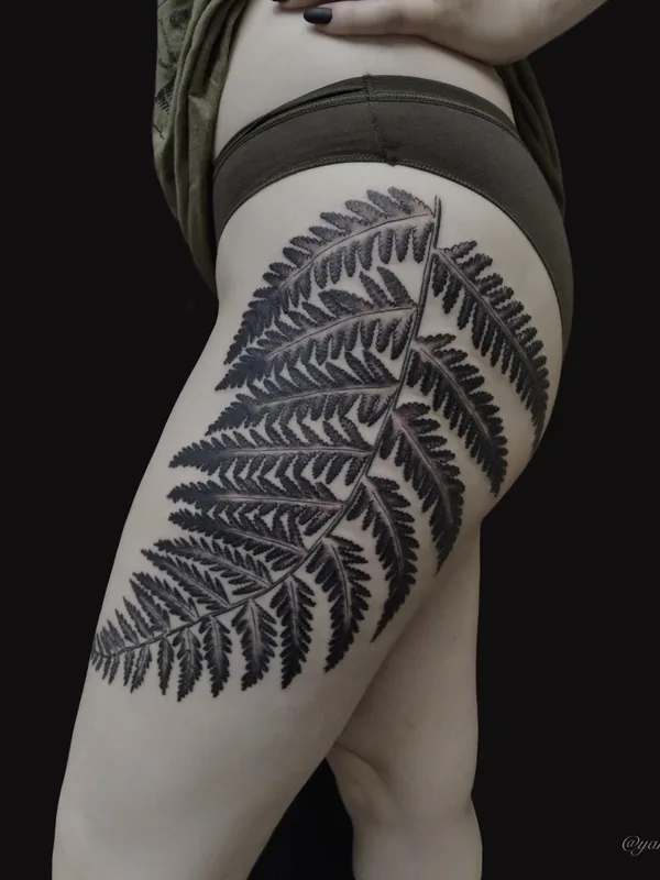 female black botanic tattoo on thigh #48120 | Tattoo Artist Янина Попова