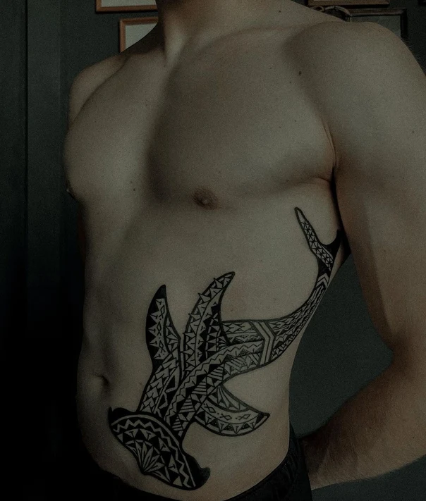 Трайбл / Племенная Shark tattoo на Side