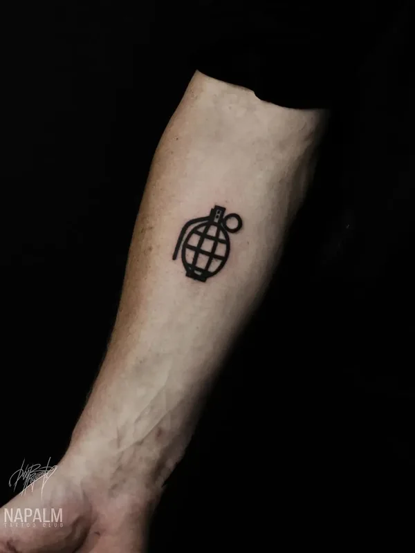 black blackwork татуировка на forearm #48366 | Тату мастер Dober Akharu