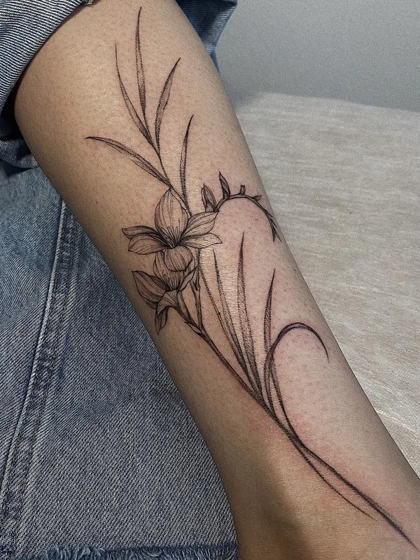 black linework 타투 부위 forearm #48531 | 타투이스트 Дарина Кириллова