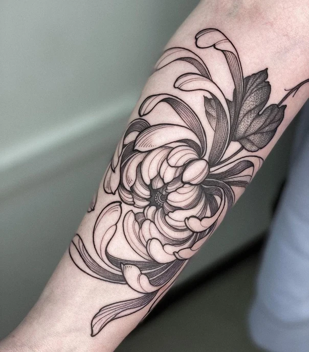 Лайнворк Flower tattoo на Предплечье