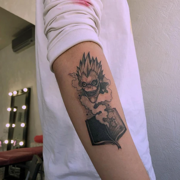 Аниме Character, Book tattoo на Предплечье
