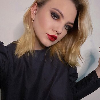 Тату мастер Darina Bondarenko