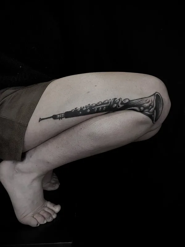 black and grey blackwork tattoo on thigh #49331 | Tattoo Artist Veks Van Hillik