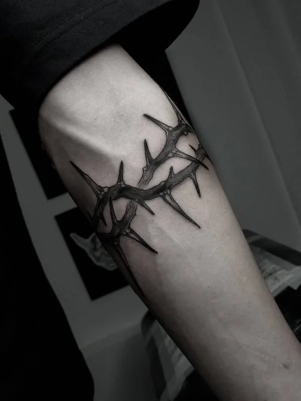 black and grey blackwork Tatuaggio su forearm #49379 | Tatuatore Олег Кустов