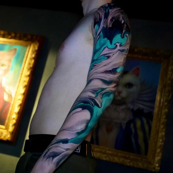 Абстрактная tattoo на Полный рукав
