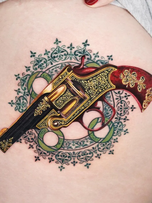 female color ornamental tattoo auf hip #61037 | Tätowierer Tattooist Jooa