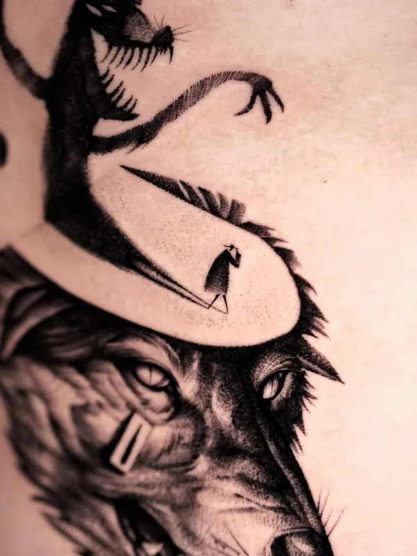 black and grey sketch Tatuaggio su shoulder blade #61040 | Tatuatore 9rukim