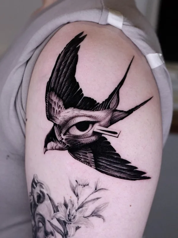 black and grey black and grey Tatuaggio su shoulder #61042 | Tatuatore 9rukim