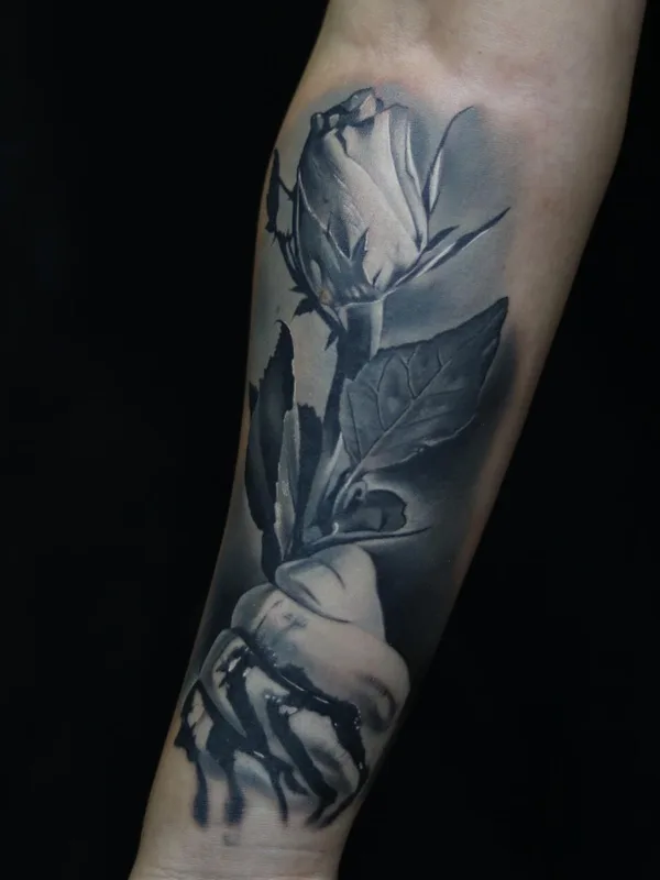 black and grey realism Tatuaggio su forearm #61154 | Tatuatore deuce_dxb