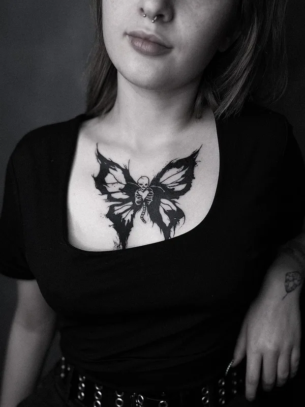 female black blackwork 타투 부위 chest #61495 | 타투이스트 .dmpr