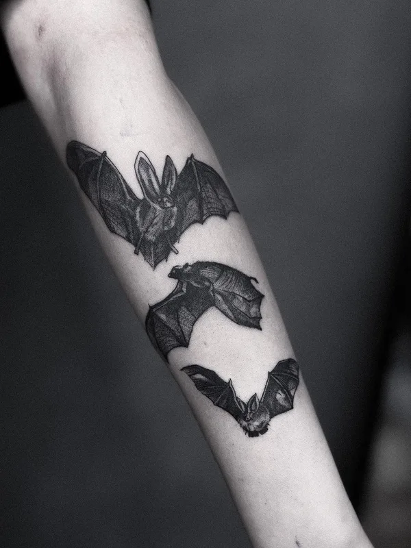 black and grey blackwork 타투 부위 forearm #61489 | 타투이스트 .dmpr