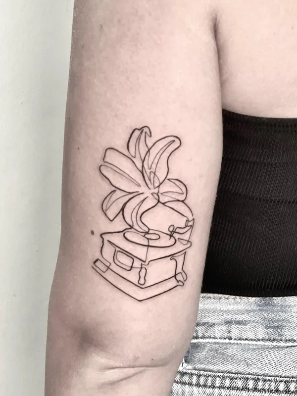 female black linework Tatuagem em forearm #62785 | Tatuador inbal_tattoo