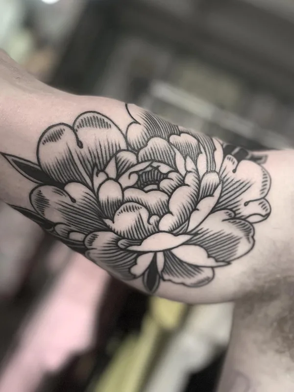 black blackwork Tatuagem em forearm #62787 | Tatuador Jonathan Segev