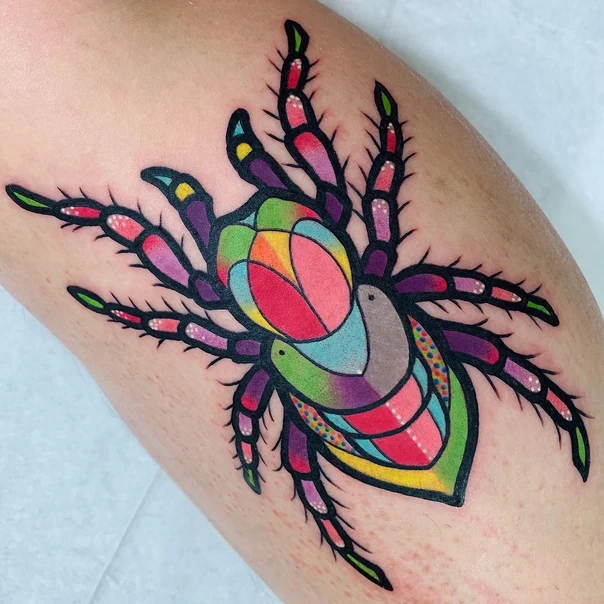 Illustrative Spider tattoo on Thigh