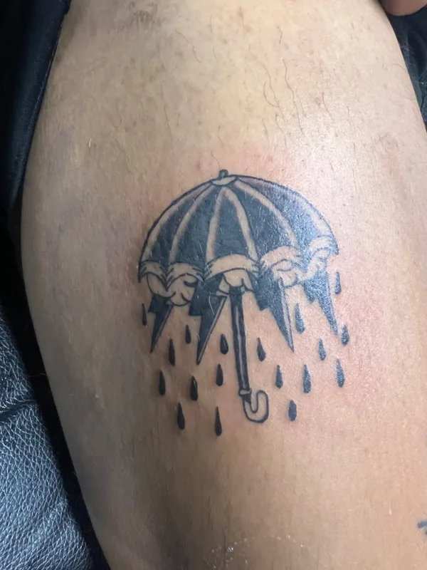 black blackwork татуировка на thigh #63010 | Тату мастер Jawuan bryant