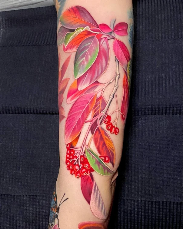 Ботаническая Leaves, Berries tattoo на Предплечье