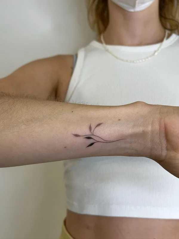 female black botanic, miniature, handpoke 타투 부위 forearm #63304 | 타투이스트 Lara Maju
