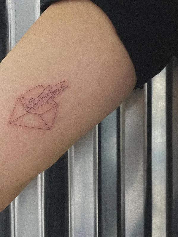 black fineline Tatuaggio su upper arm #63373 | Tatuatore JK KIM
