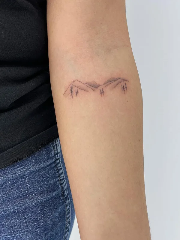 black and grey fineline Tatuaggio su forearm #63371 | Tatuatore JK KIM