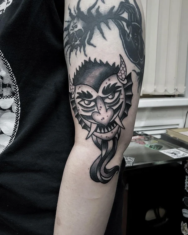 Олд-скул Devil tattoo на Предплечье