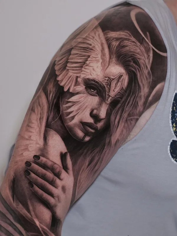 men black&gray realism, engraving Tatuaggio su shoulder #63827 | Tatuatore @claytattoos