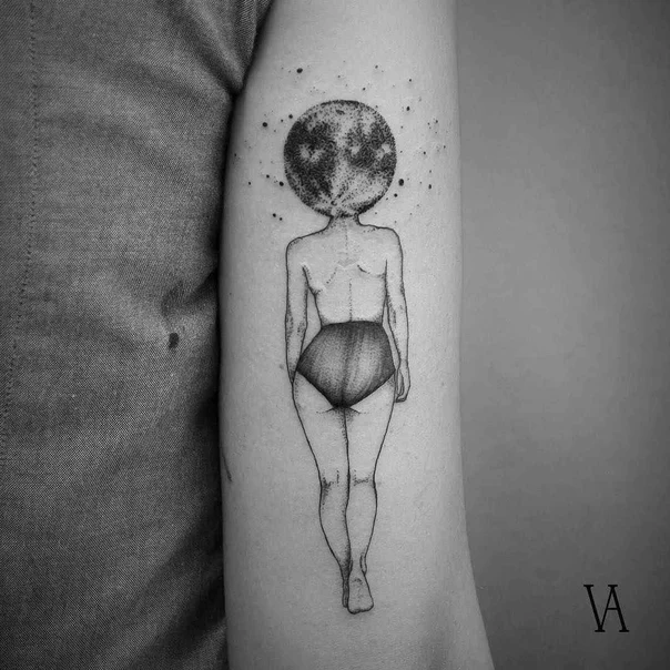 Linework Moon, Figure tattoo on Forearm