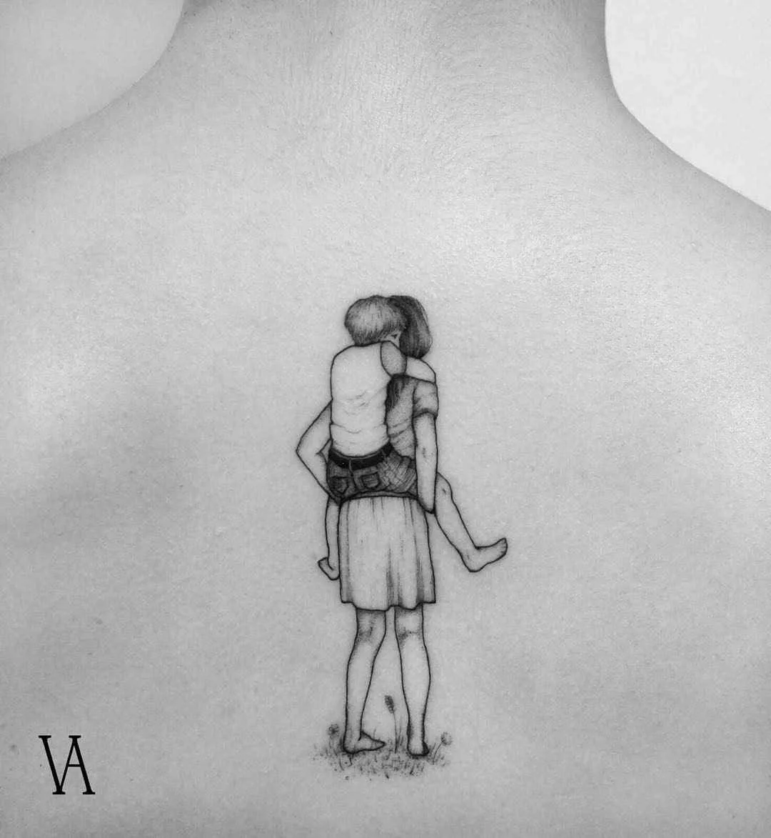 Tattoo artist Violeta Arus Dotwork , linework black tattoo , minimalism