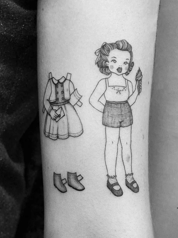 female black and grey sketch Tatuaggio su forearm #7833 | Tatuatore Violeta Arus