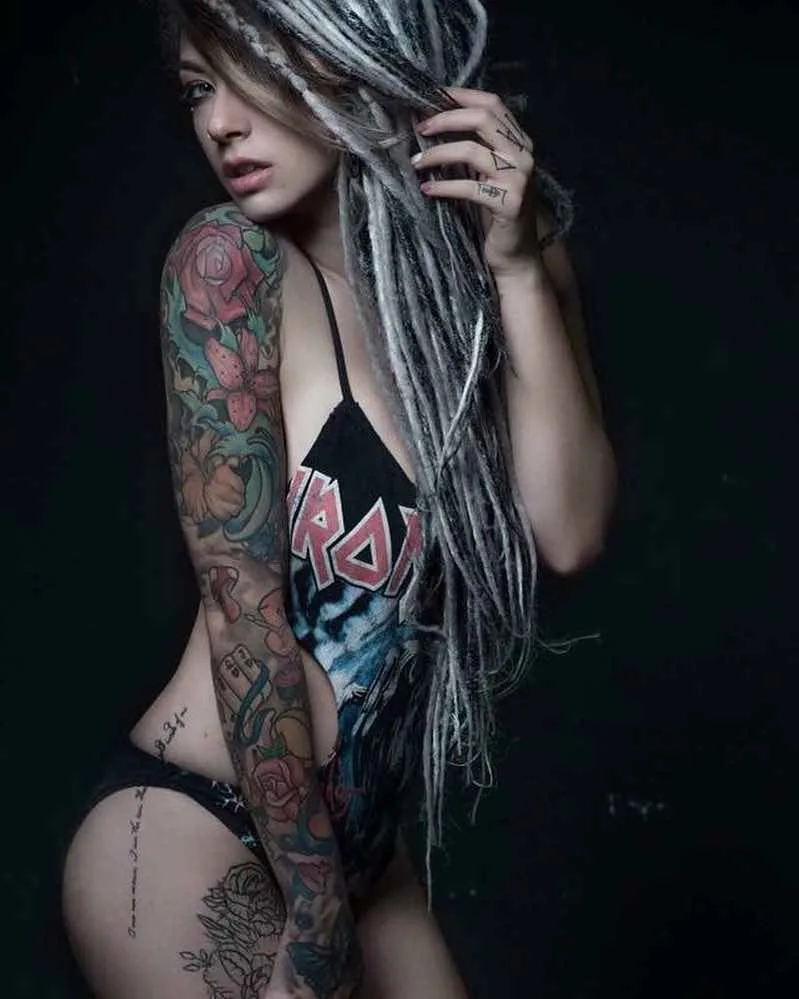 Female tattooed model Alessia (AleRose Bunny) Amoruso, Italian alternative photo model | Milan, Italy