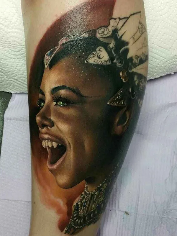 female color realism Tatuaggio su forearm #16489 | Tatuatore Sarah Miller