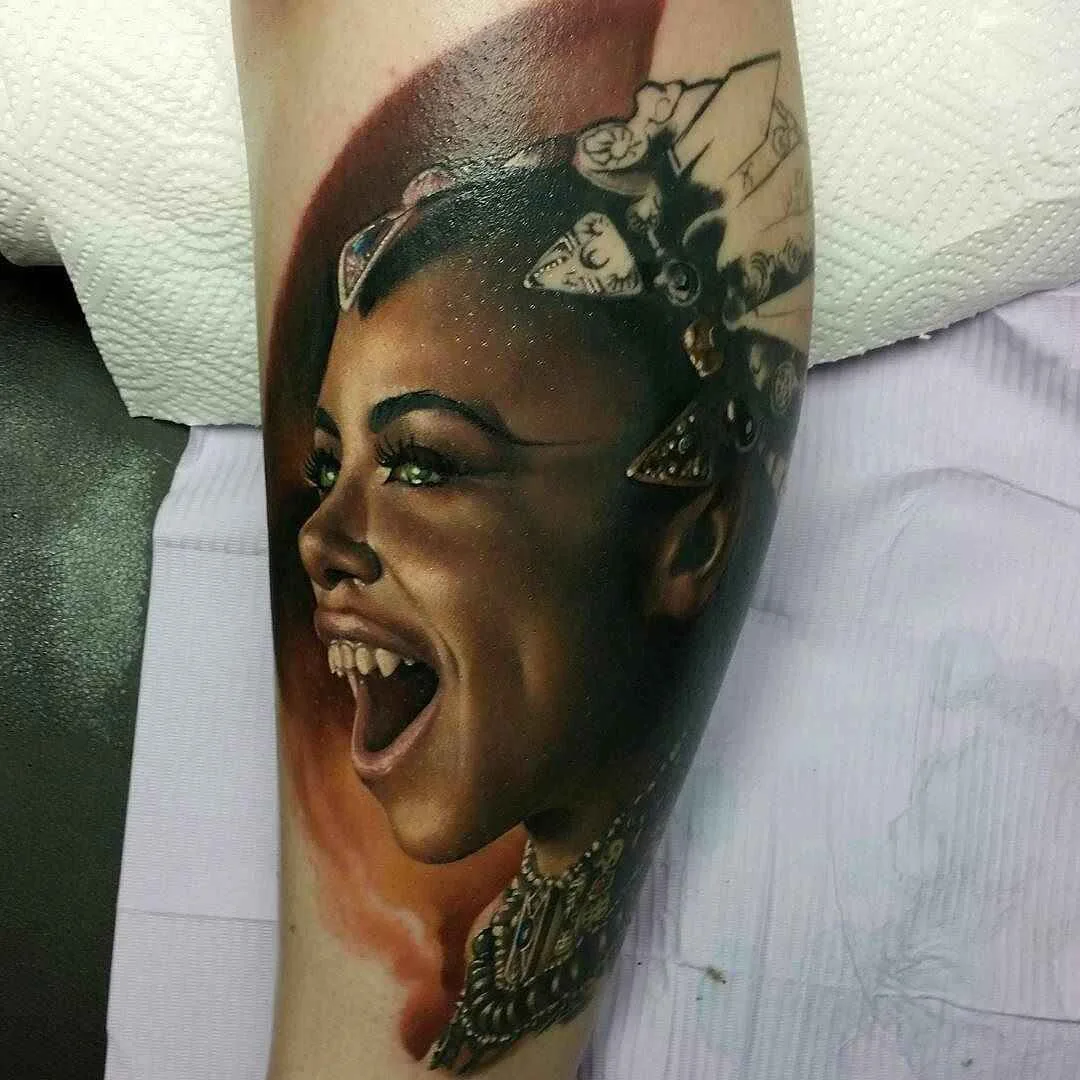 Tattoo artist Sarah Miller color realistic tattoo | USA