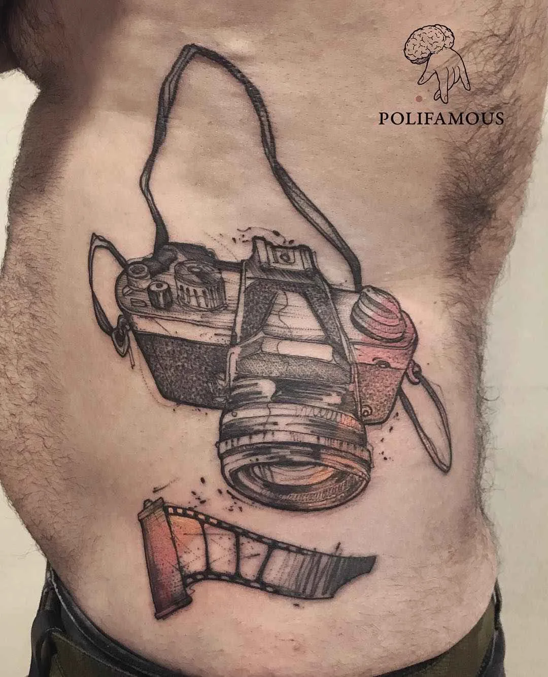 Artista di tatuaggi Conio black autori stile disegno tatuaggio - astratto, surreale | Milano, Italia