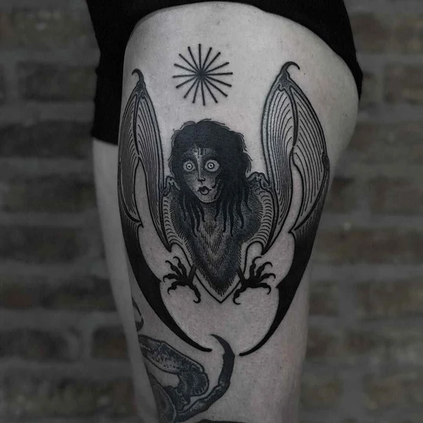 Blackwork Bat, Star tattoo on Thigh