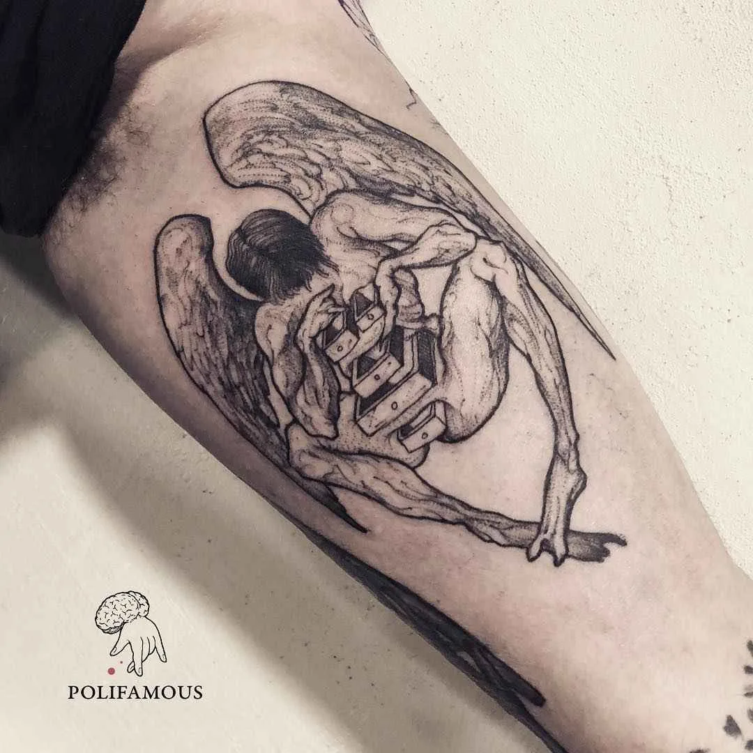 Artista di tatuaggi Conio black autori stile disegno tatuaggio - astratto, surreale | Milano, Italia