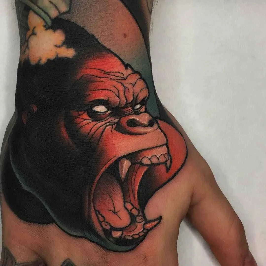 Tattoo artista Mike Stockings tattoo animale in stile neo tradizionale colore in stile autore | UK
