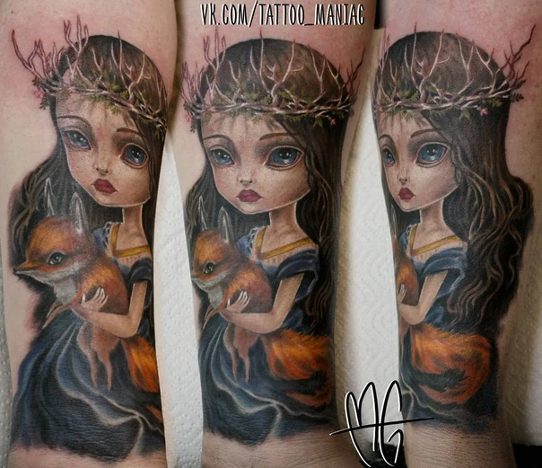 Иллюстративная Girl, Fox tattoo на Предплечье