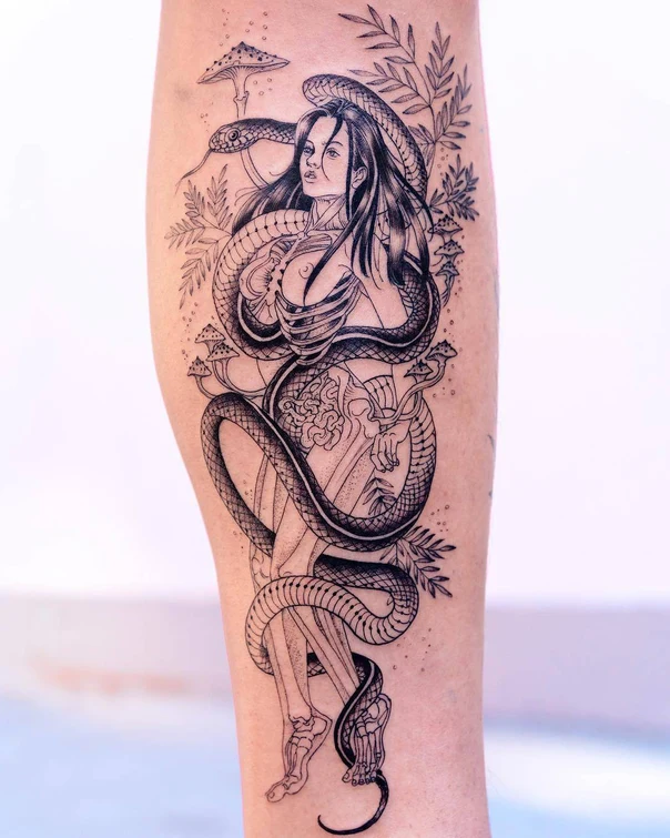Blackwork Snake, Woman tattoo on Calf