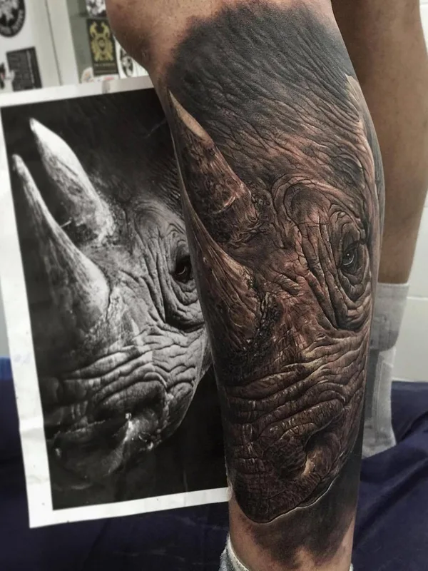 black and grey realism Tatuaggio su calf #27947 | Tatuatore Fred Thomas