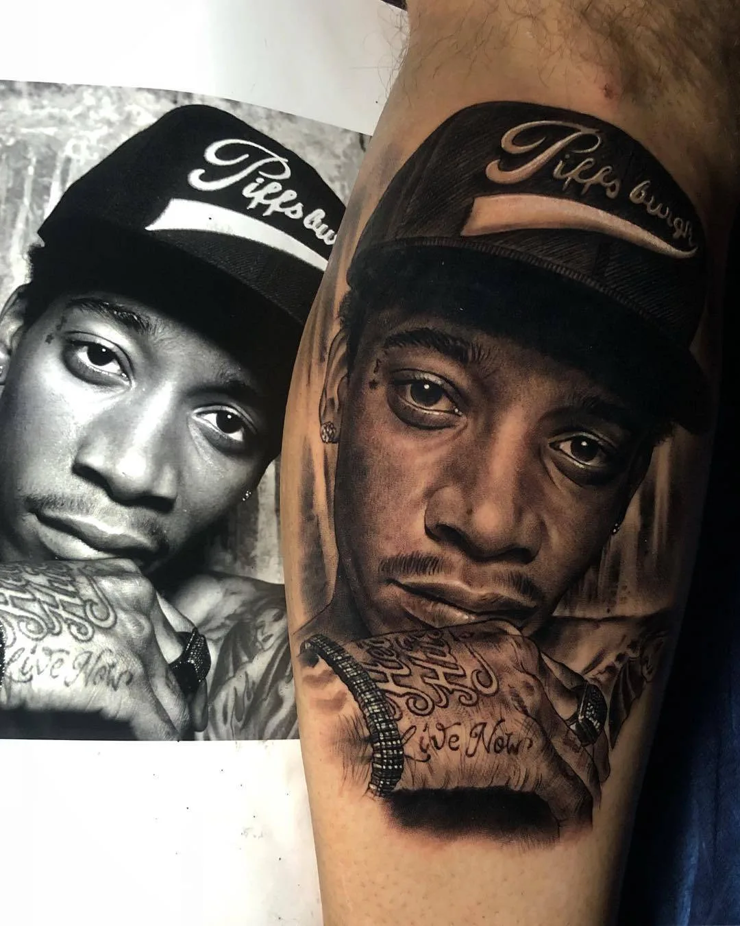 Tattoo artist Fred Thomas, black and grey portrait realistic tattoo | Spain