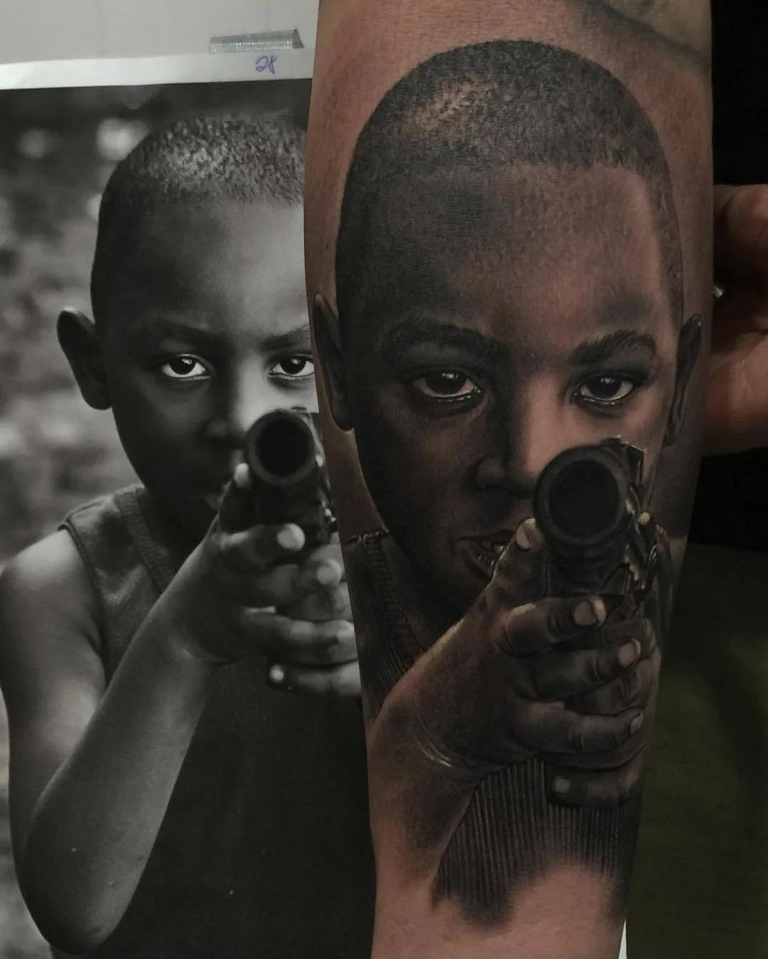 Tattoo artist Fred Thomas, black and grey portrait realistic tattoo | Spain