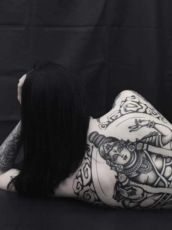 female black and grey blackwork татуировка на full back #28030 | Тату мастер Лев Андрихов