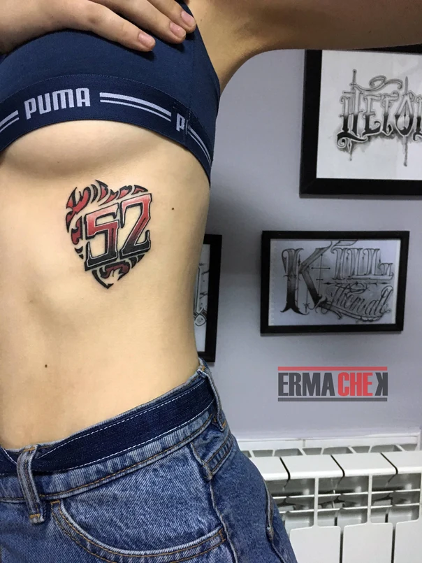 Леттеринг Number, Heart tattoo на Ribcage