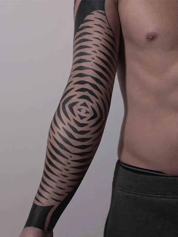 male black blackwork татуировка на forearm #28470 | Тату мастер Alejandro Prada