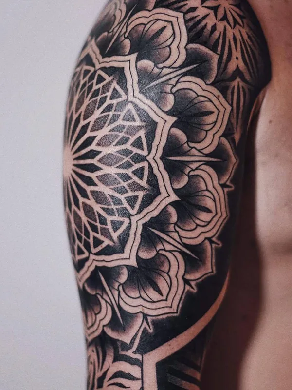 black blackwork татуировка на full sleeve #28465 | Тату мастер Alejandro Prada