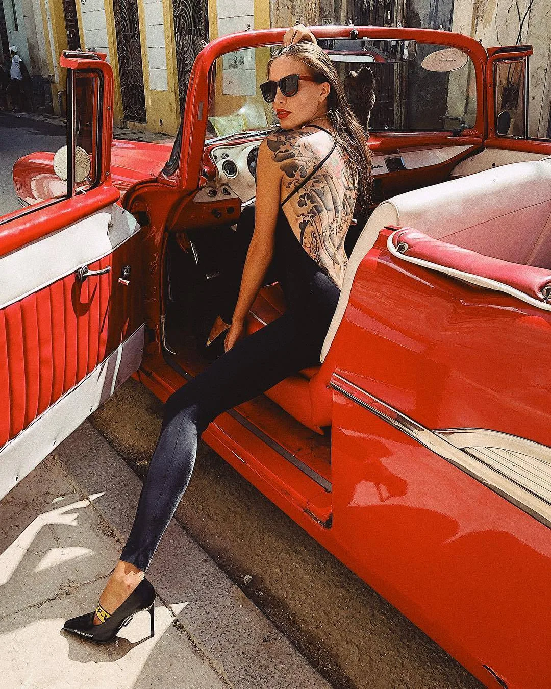 Foto di modello tatuato Ekaterina Khalikova, modello alternativo, ragazza con tatuaggio | Russia