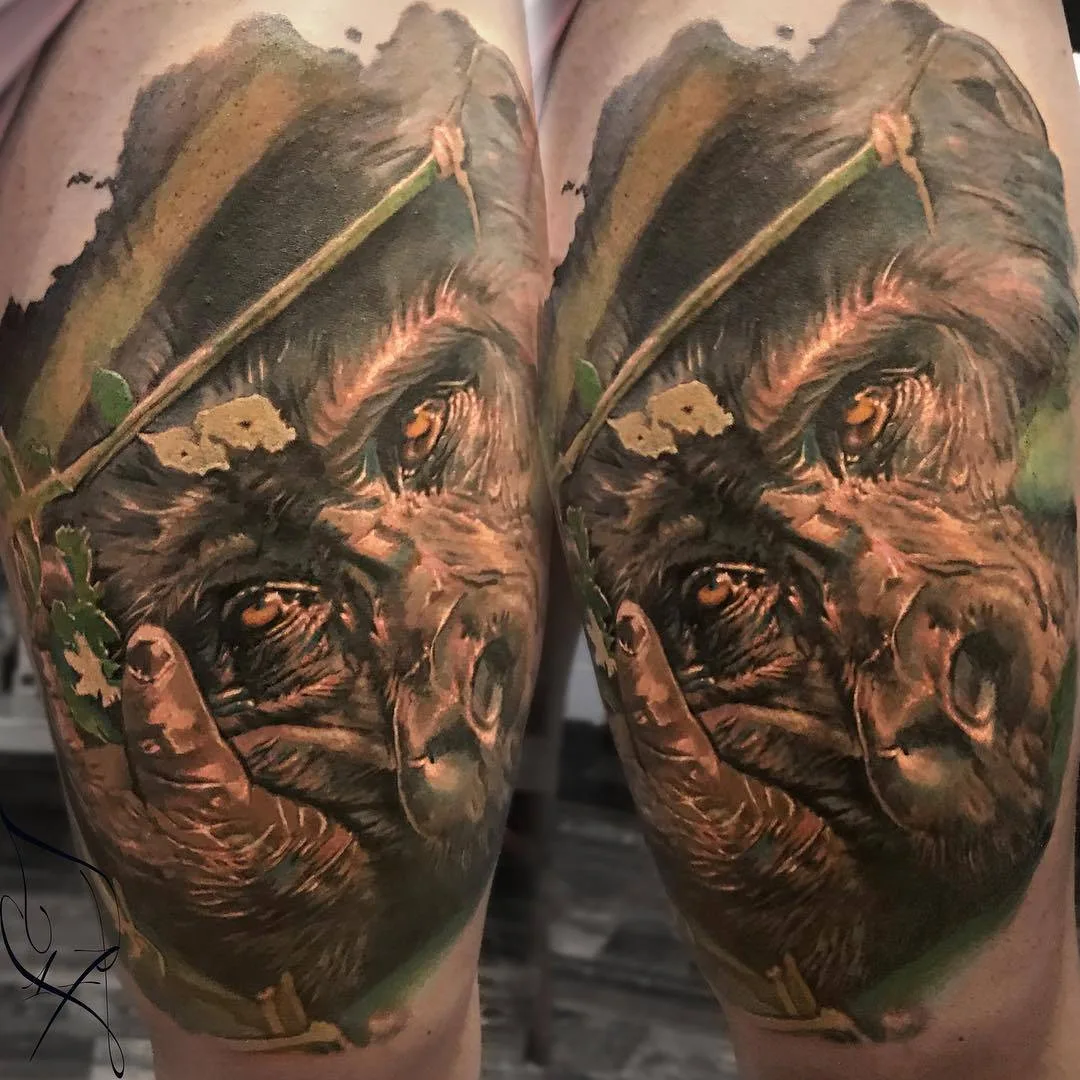 Artista del tatuaggio Laura Juan, ritratto a colori tatuaggio realistico | Madrid, Spagna